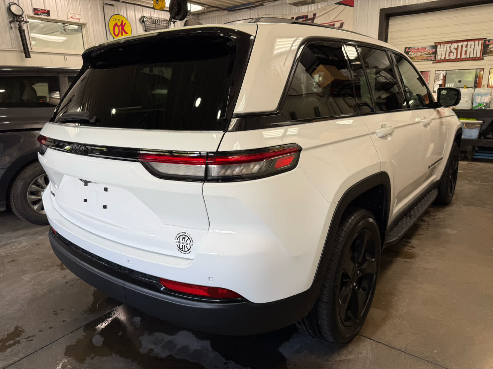 2023 Jeep Grand Cherokee Altitude X