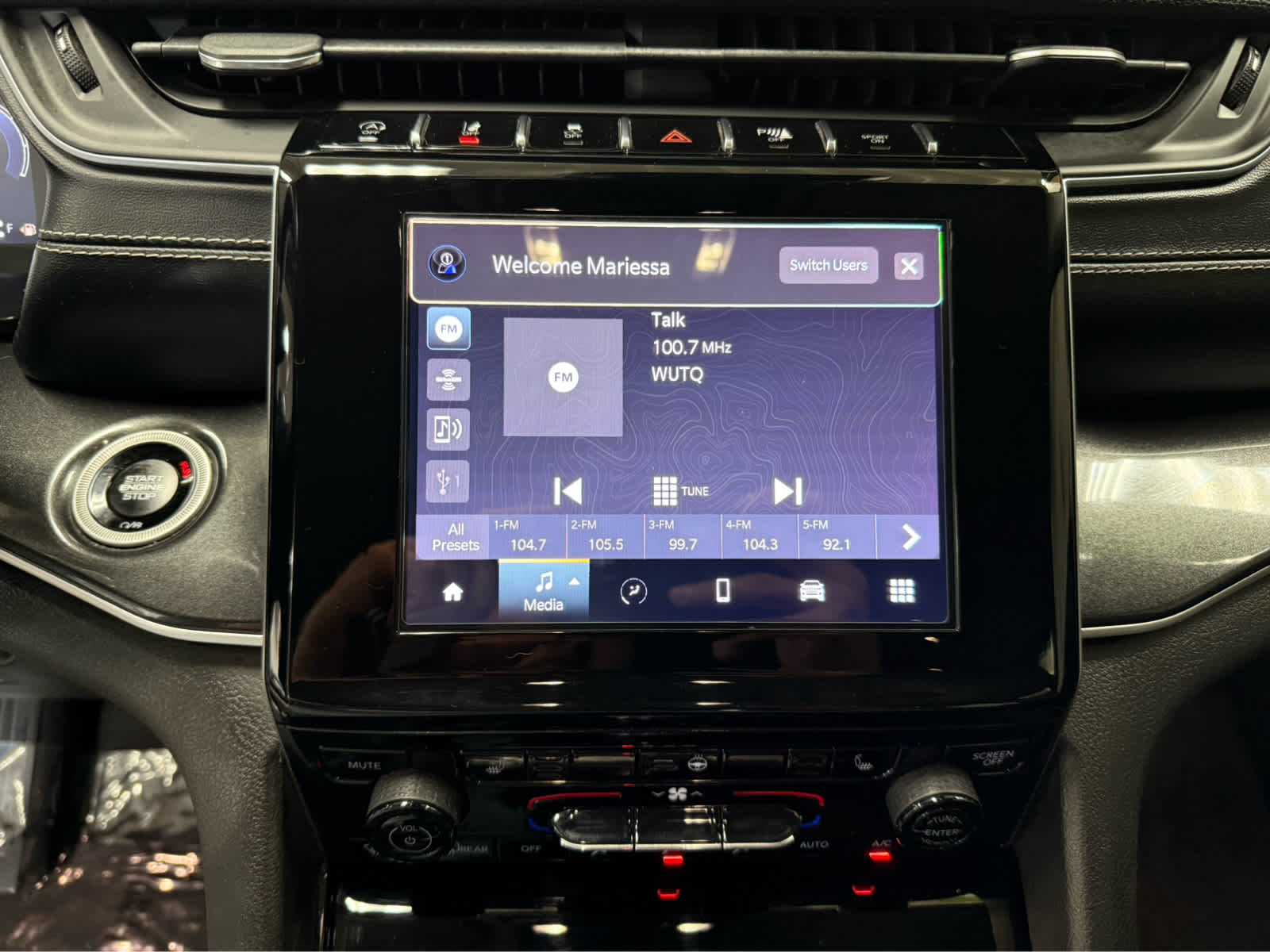 2022 Jeep Grand Cherokee L Laredo