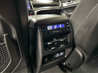 2022 Jeep Grand Cherokee L Laredo