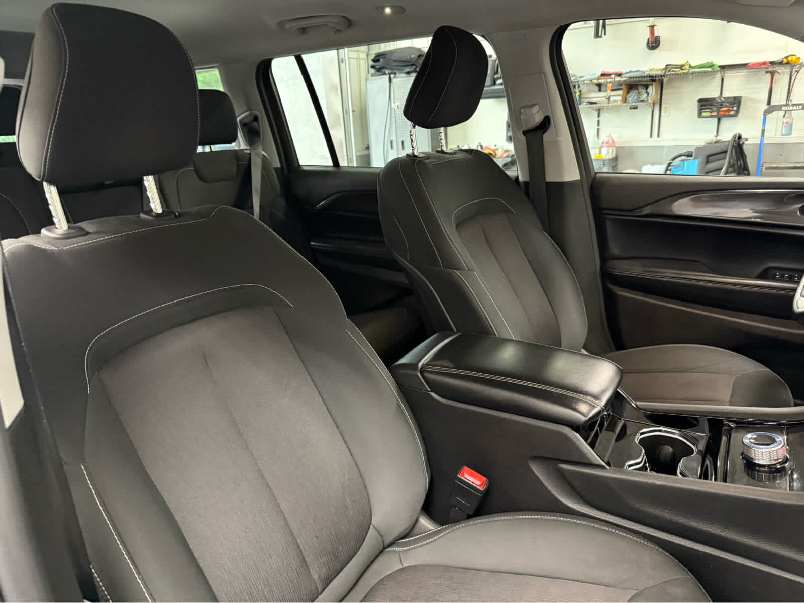 2022 Jeep Grand Cherokee L Laredo