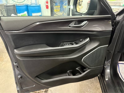 2022 Jeep Grand Cherokee L Laredo