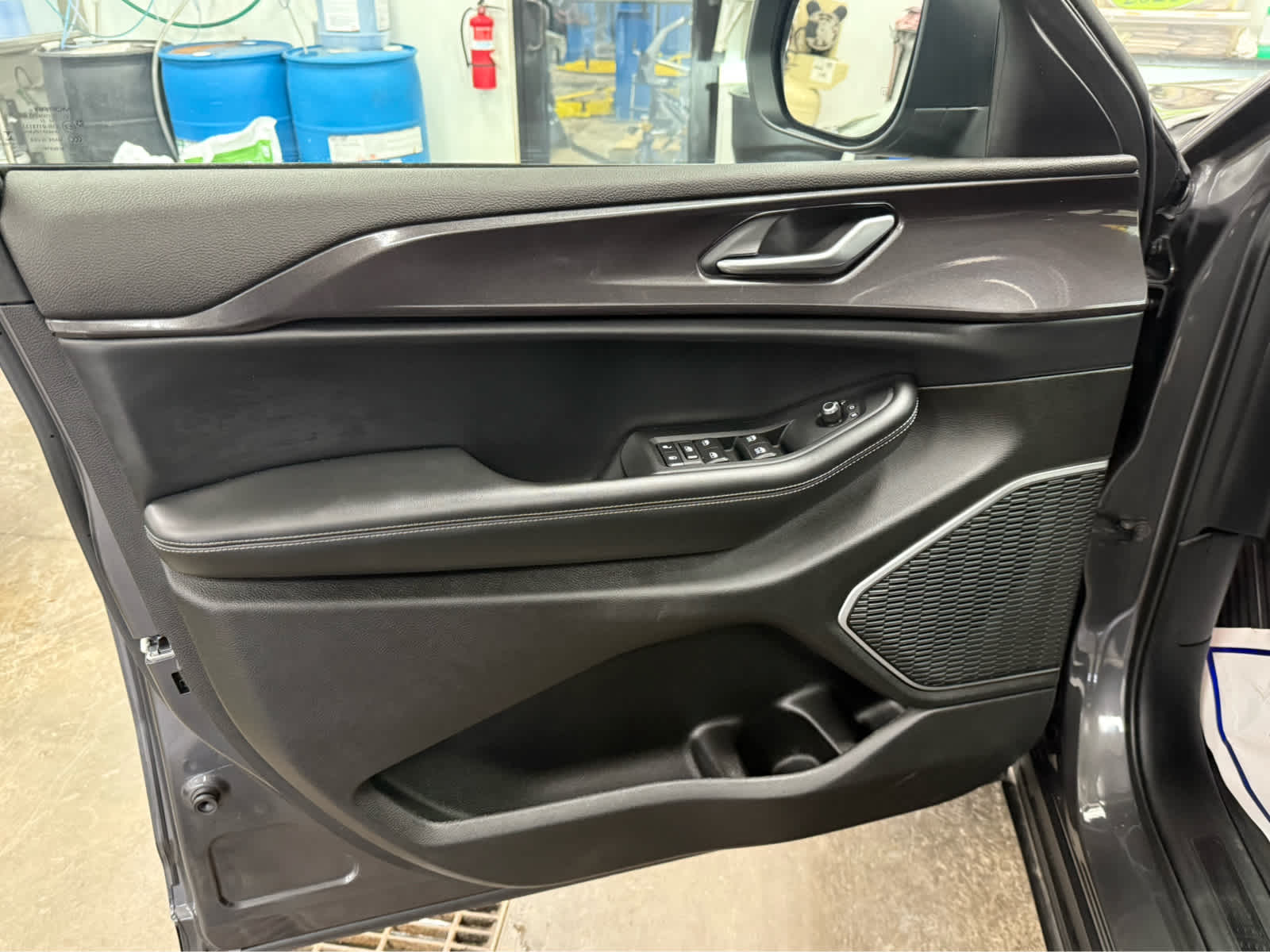 2022 Jeep Grand Cherokee L Laredo