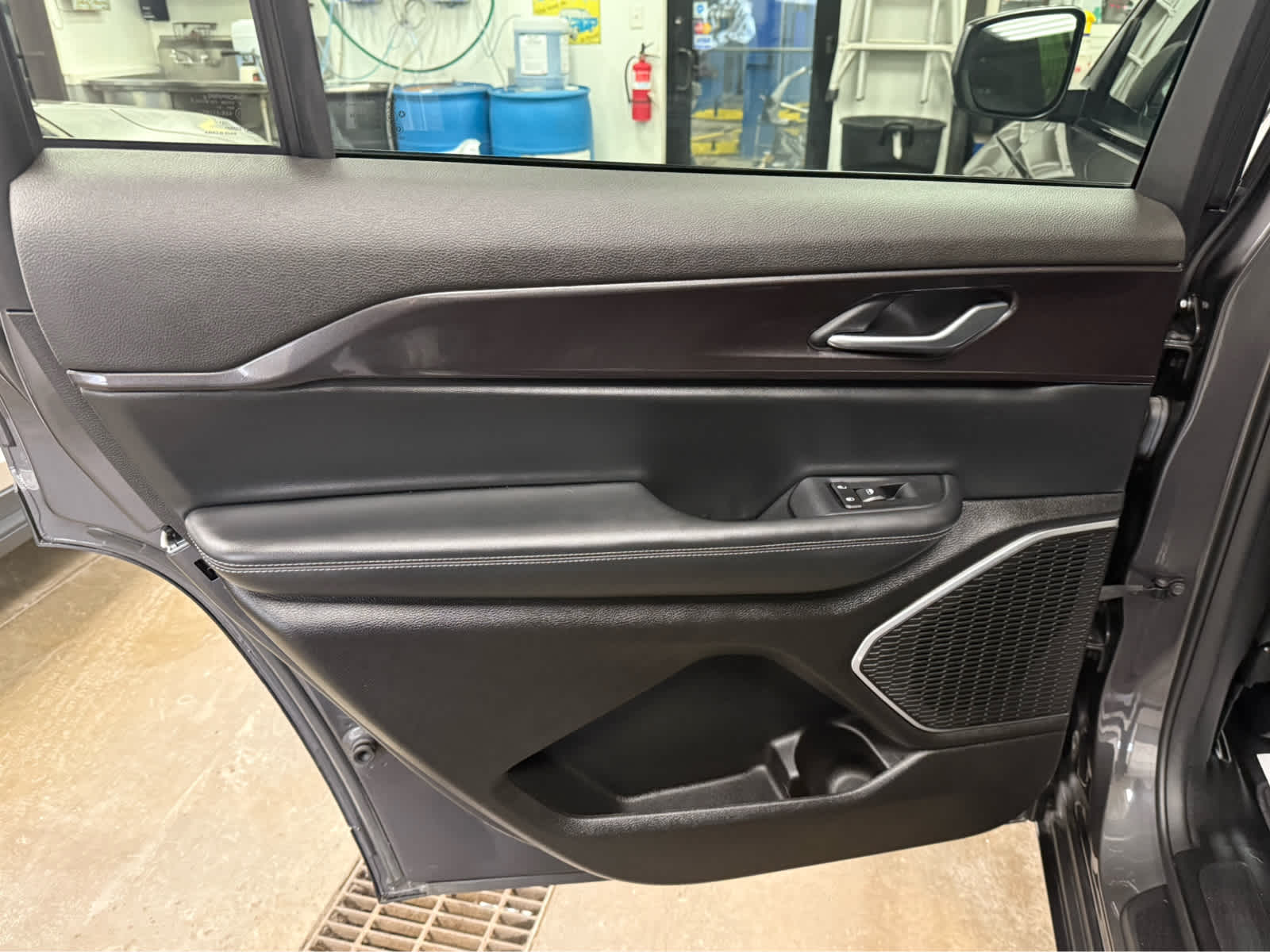 2022 Jeep Grand Cherokee L Laredo