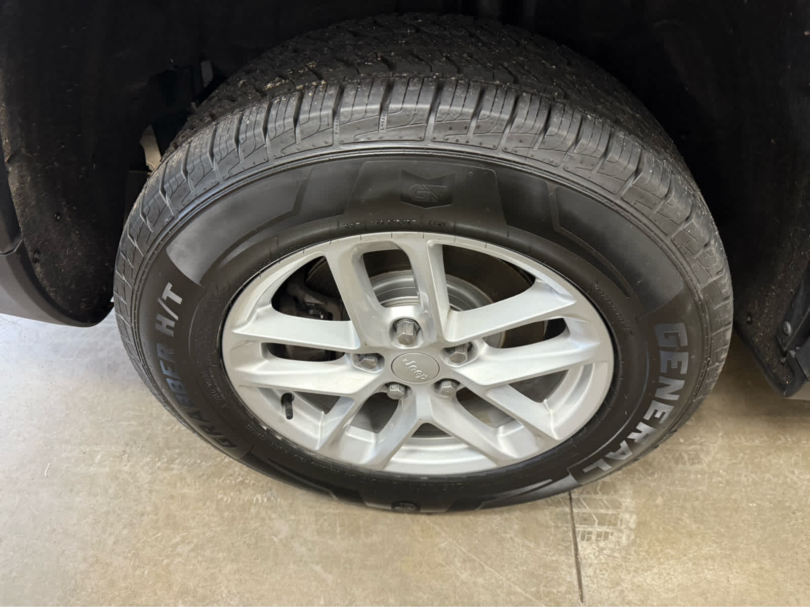 2022 Jeep Grand Cherokee L Laredo