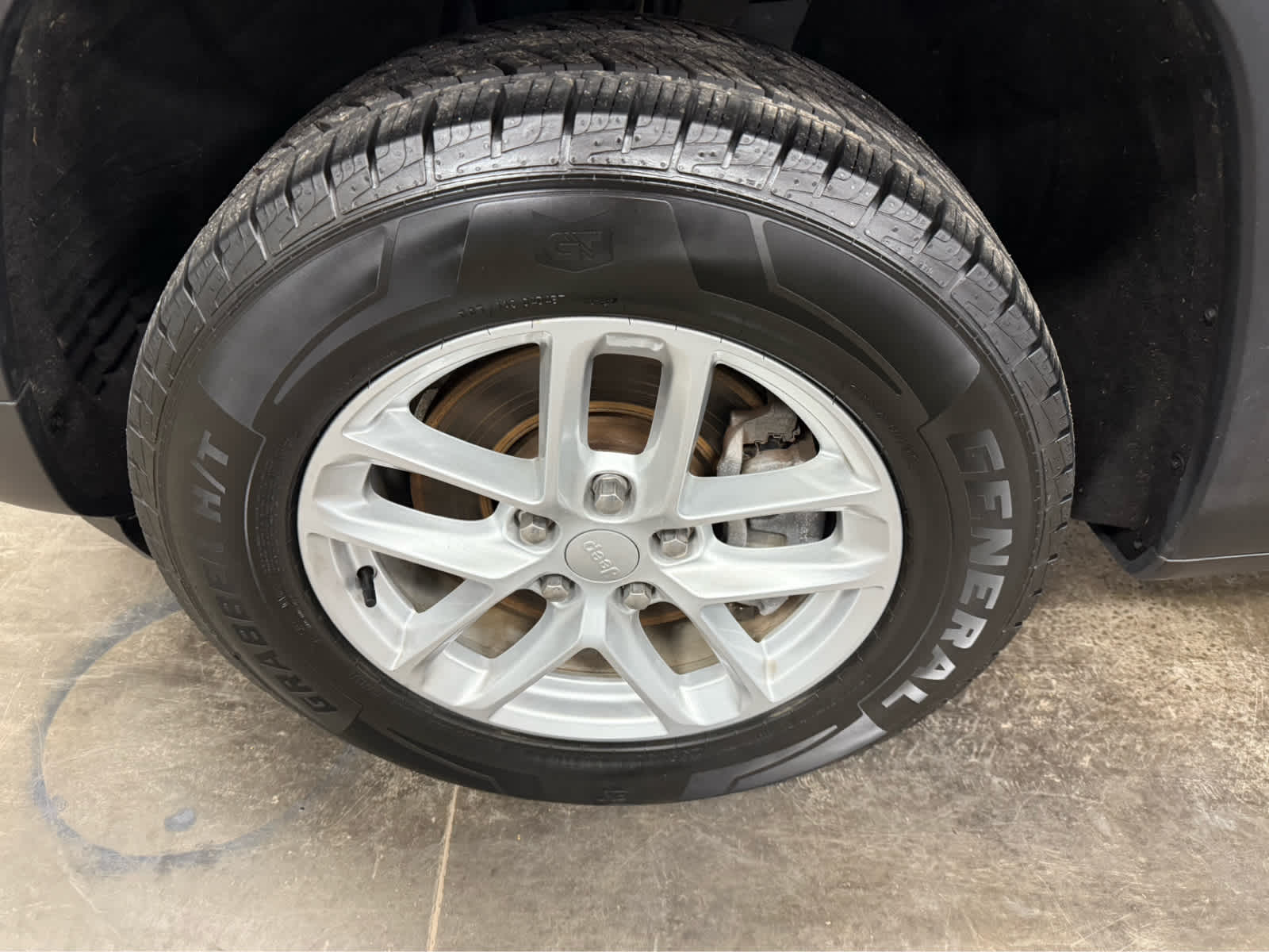 2022 Jeep Grand Cherokee L Laredo