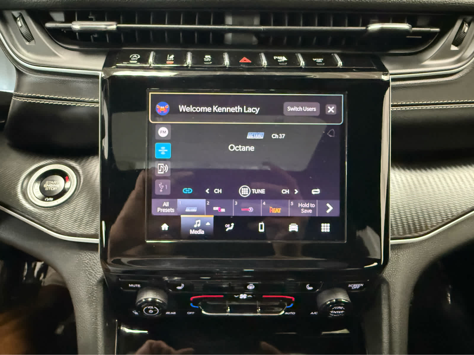 2023 Jeep Grand Cherokee L Altitude