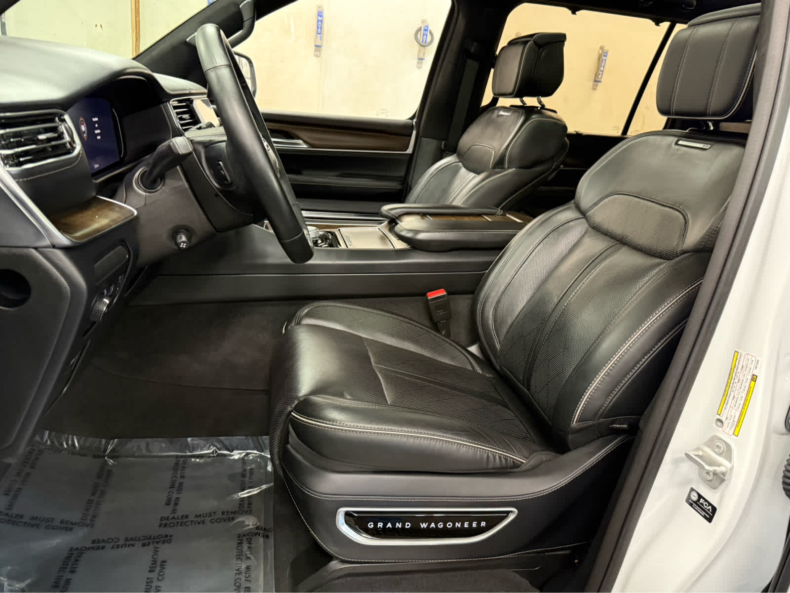 2023 Jeep Grand Wagoneer Series II
