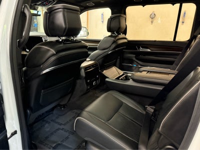 2023 Jeep Grand Wagoneer Series II