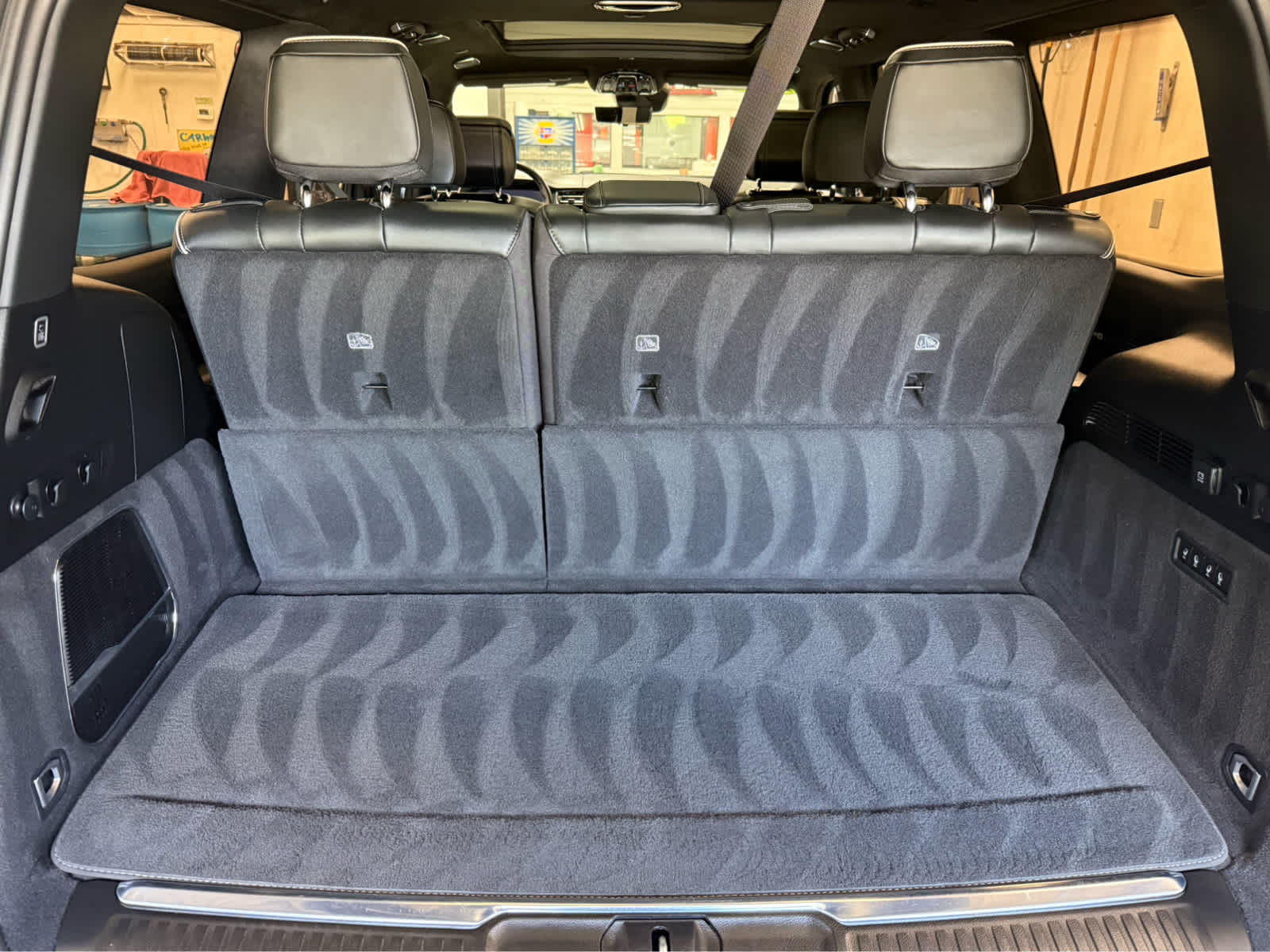 2023 Jeep Grand Wagoneer Series II
