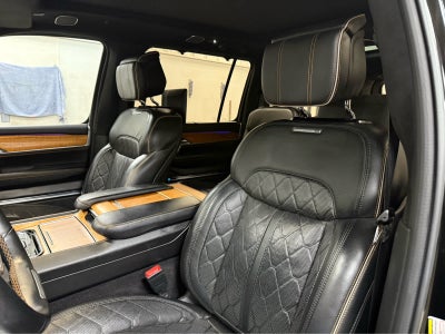 2022 Jeep Grand Wagoneer Series III