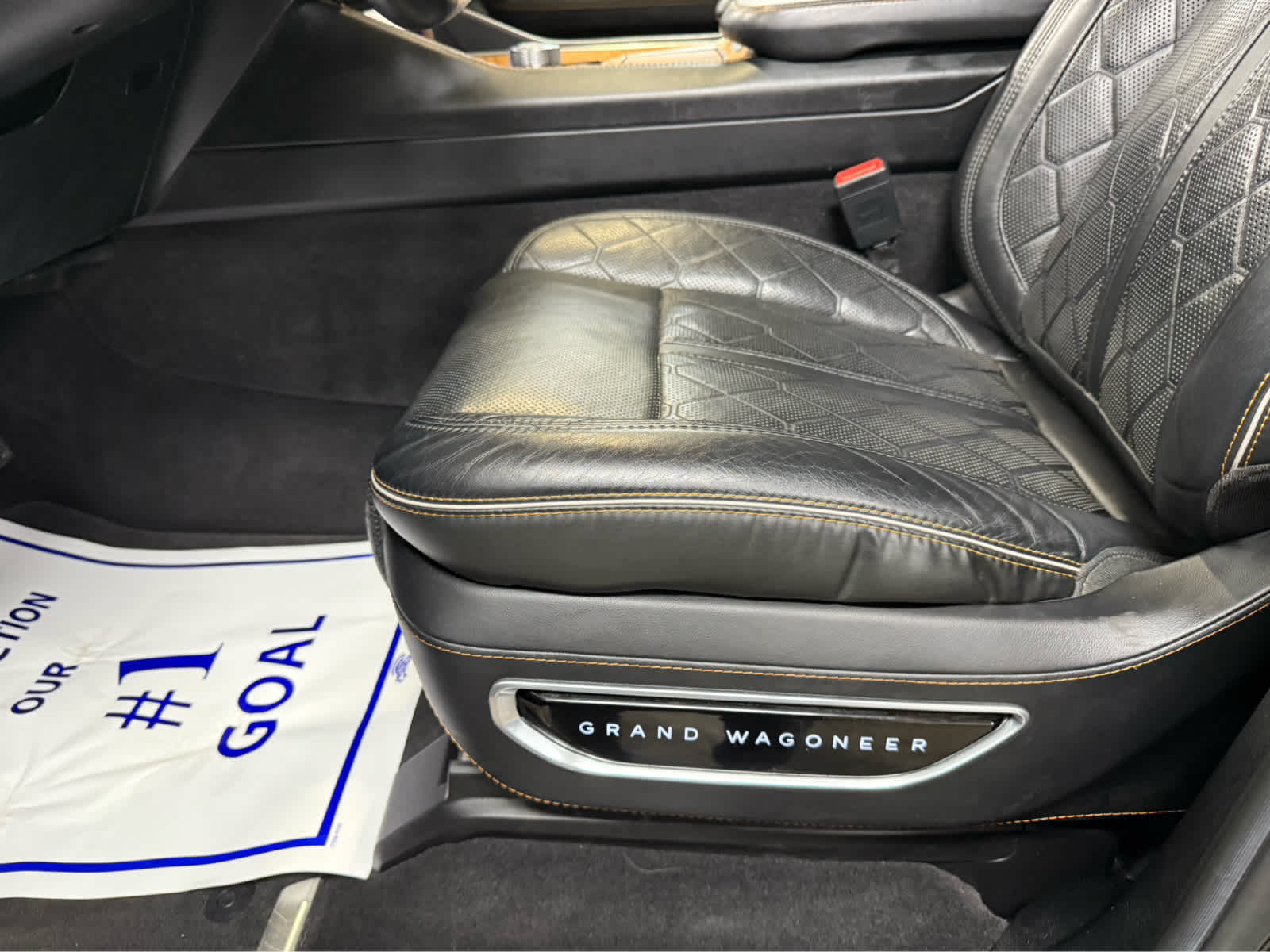 2022 Jeep Grand Wagoneer Series III