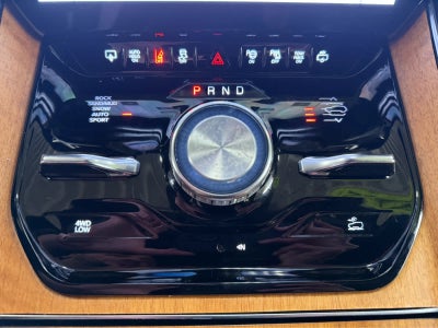 2022 Jeep Grand Wagoneer Series III