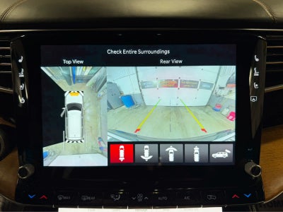 2022 Jeep Grand Wagoneer Series III