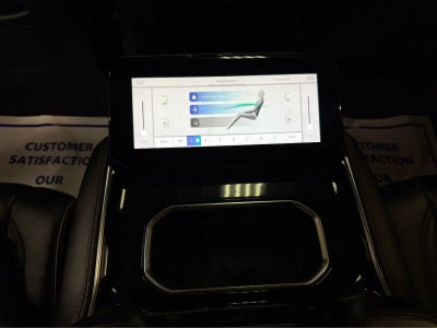 2022 Jeep Grand Wagoneer Series III