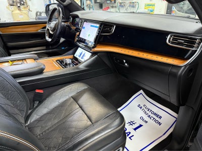 2022 Jeep Grand Wagoneer Series III