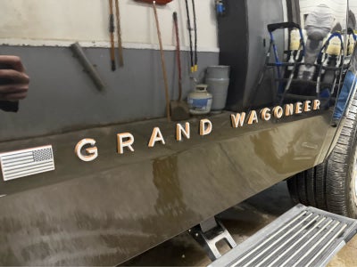 2022 Jeep Grand Wagoneer Series III