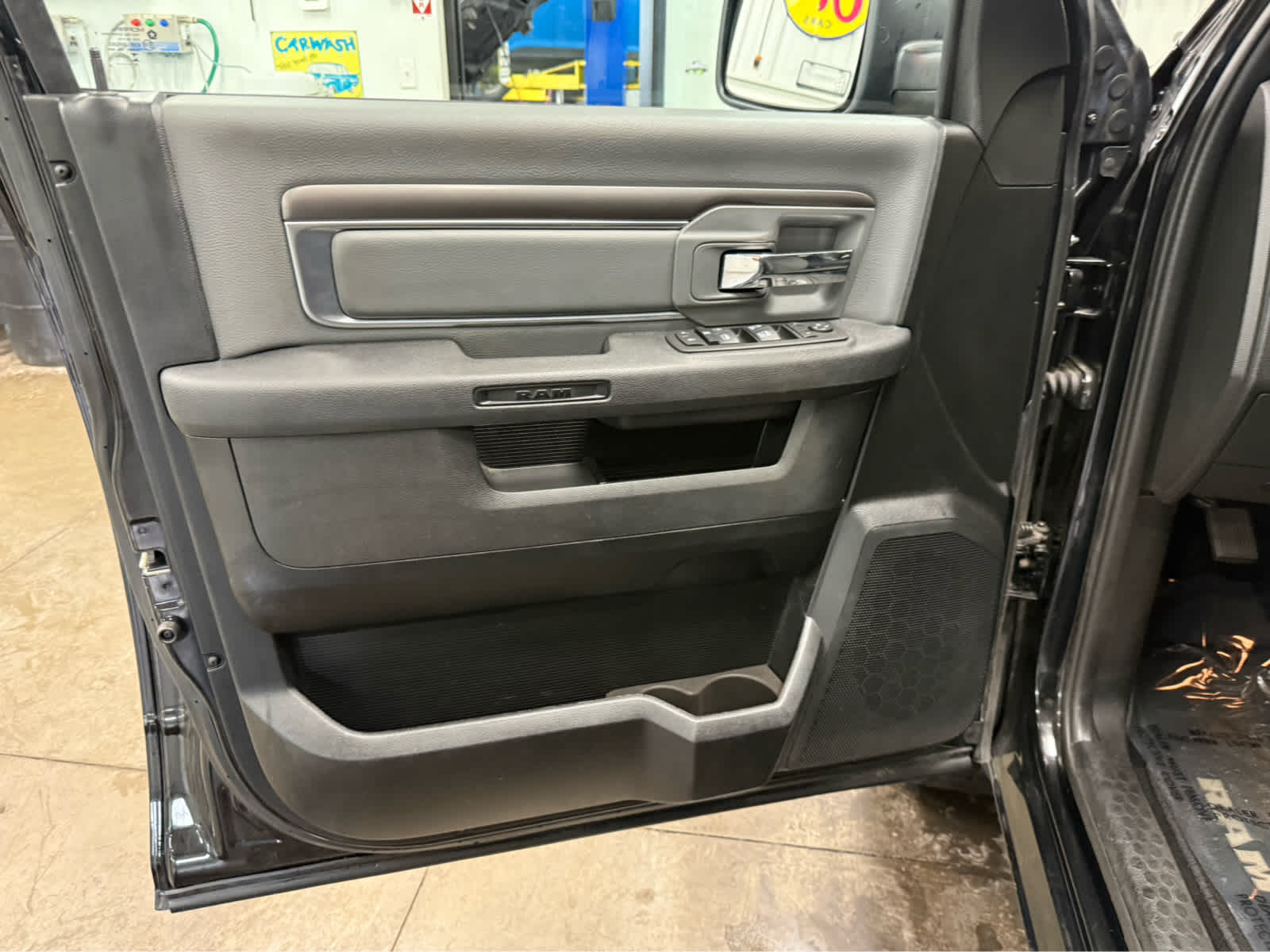 2023 RAM 1500 Classic SLT