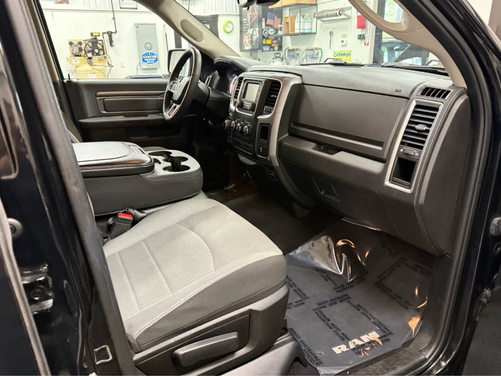 2023 RAM 1500 Classic SLT