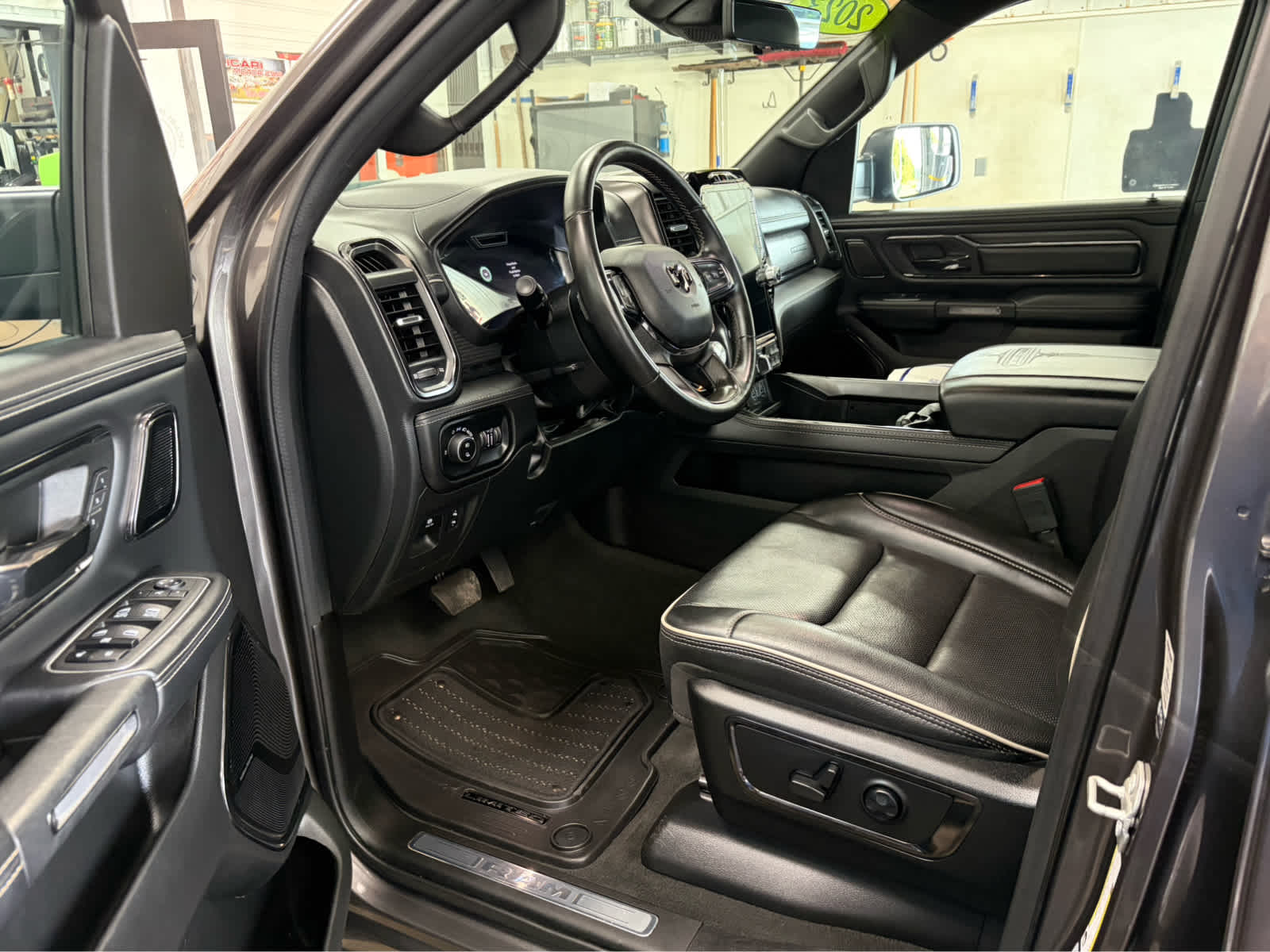 2023 RAM 1500 Limited
