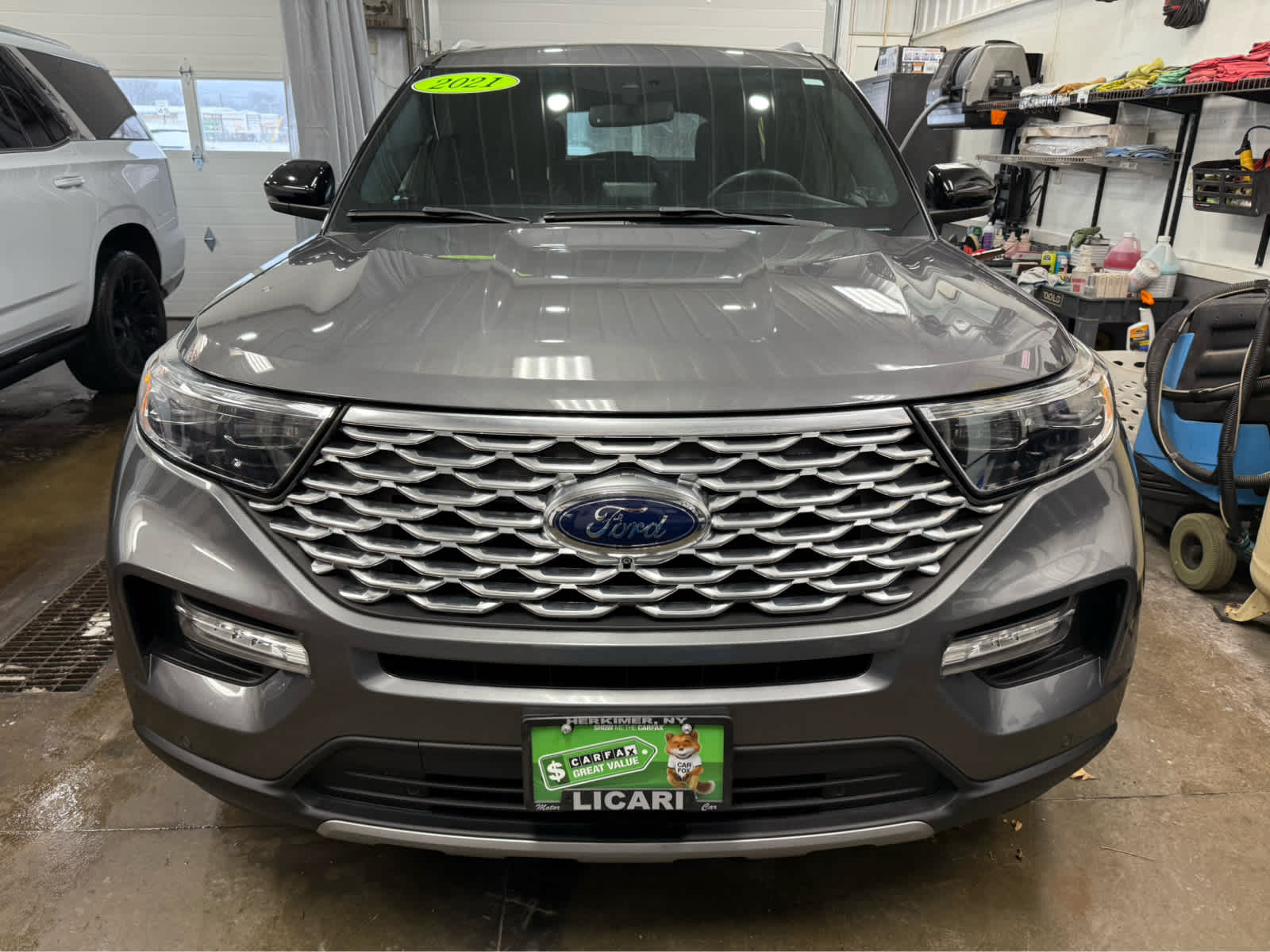 2021 Ford Explorer Platinum