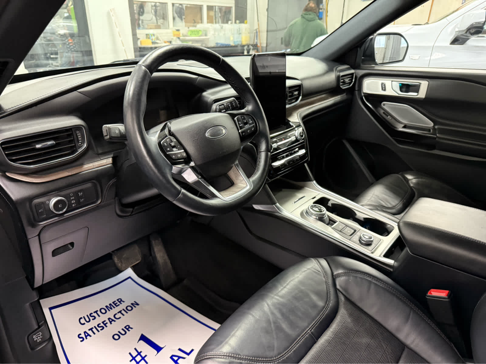 2021 Ford Explorer Platinum