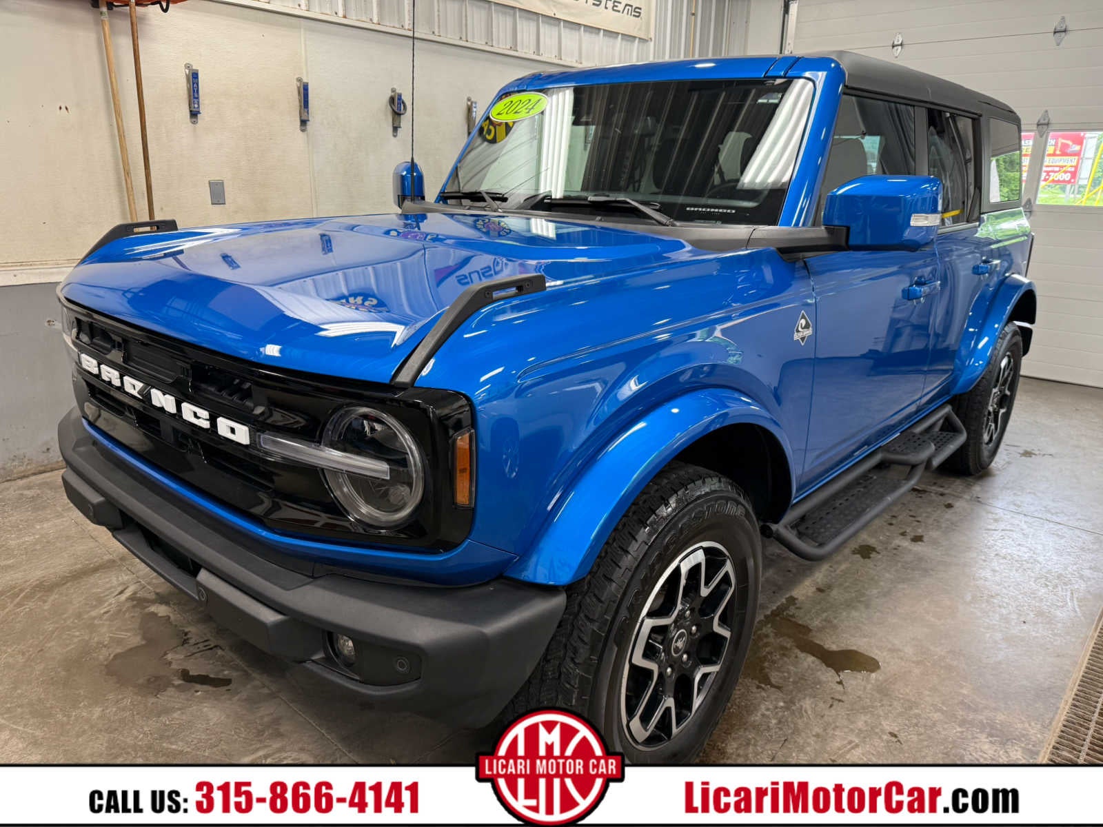 2024 Ford Bronco Outer Banks