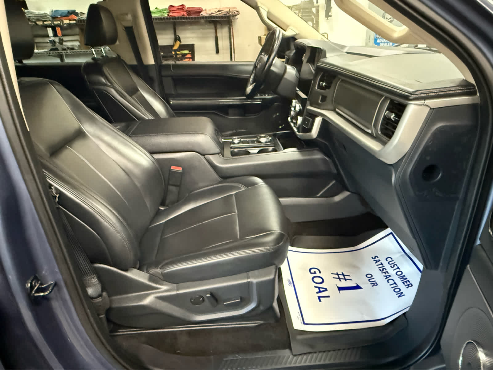2022 Ford Expedition XLT