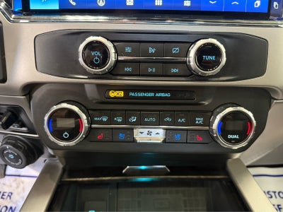 2022 Ford Super Duty F-250 Pickup LARIAT