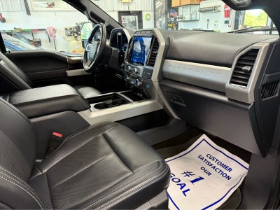 2022 Ford Super Duty F-250 Pickup LARIAT