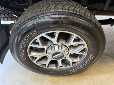 2022 Ford Super Duty F-250 Pickup LARIAT