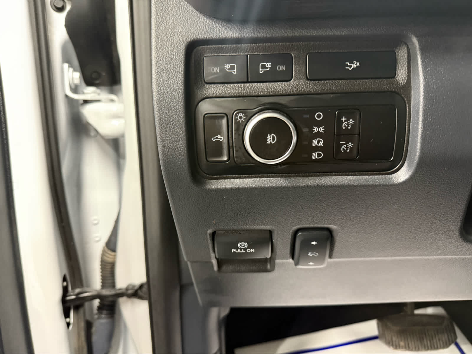 2024 Ford Super Duty F-250 Pickup LARIAT