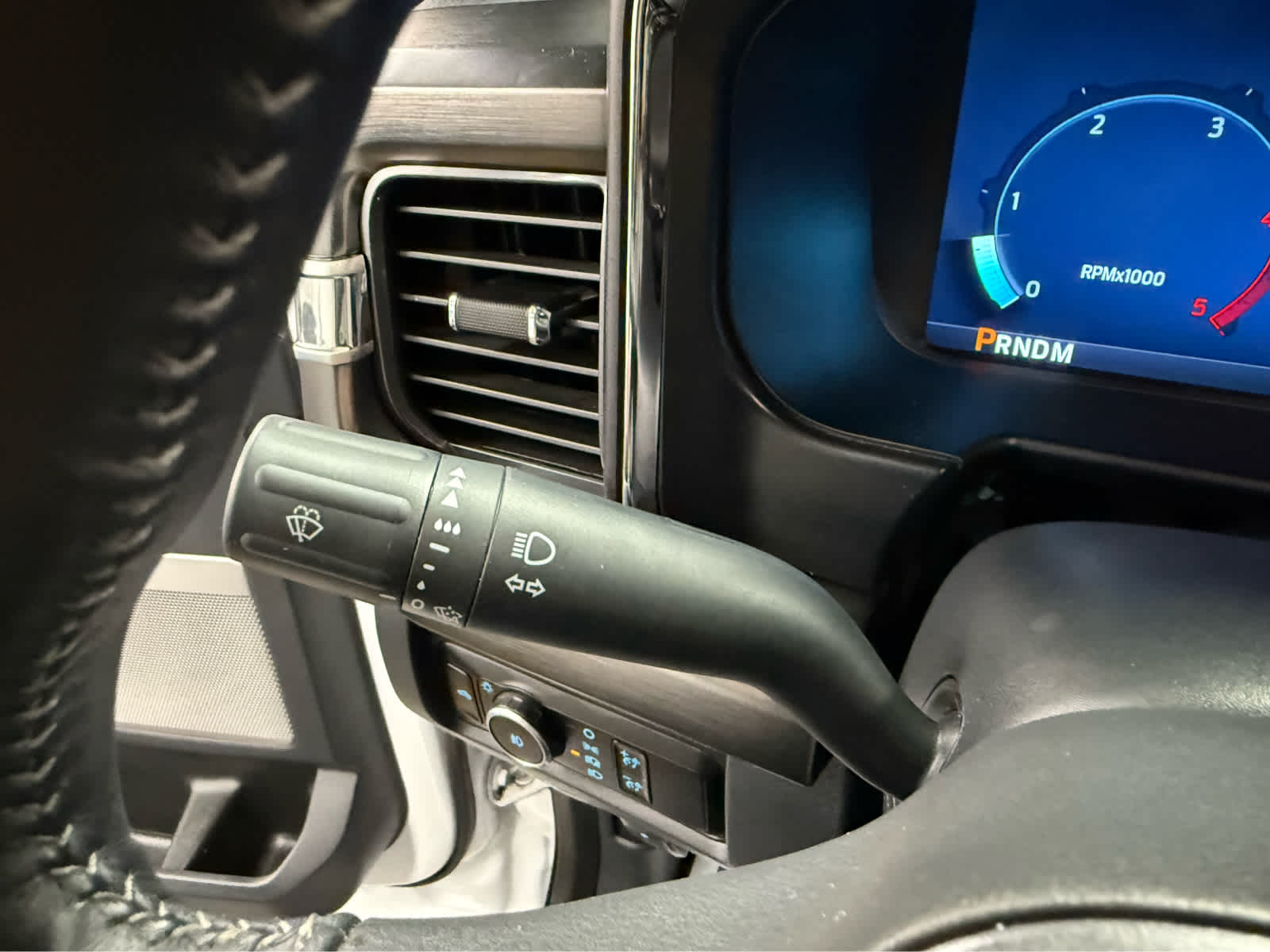 2024 Ford Super Duty F-250 Pickup LARIAT