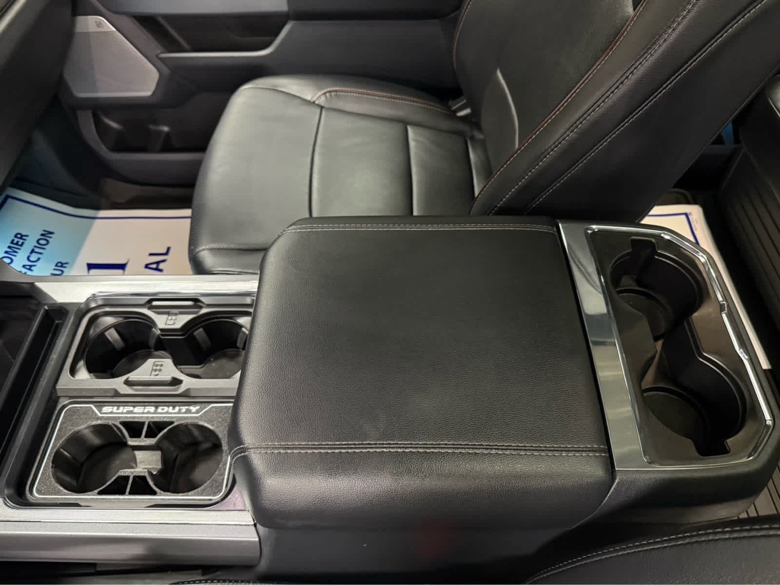 2024 Ford Super Duty F-250 Pickup LARIAT