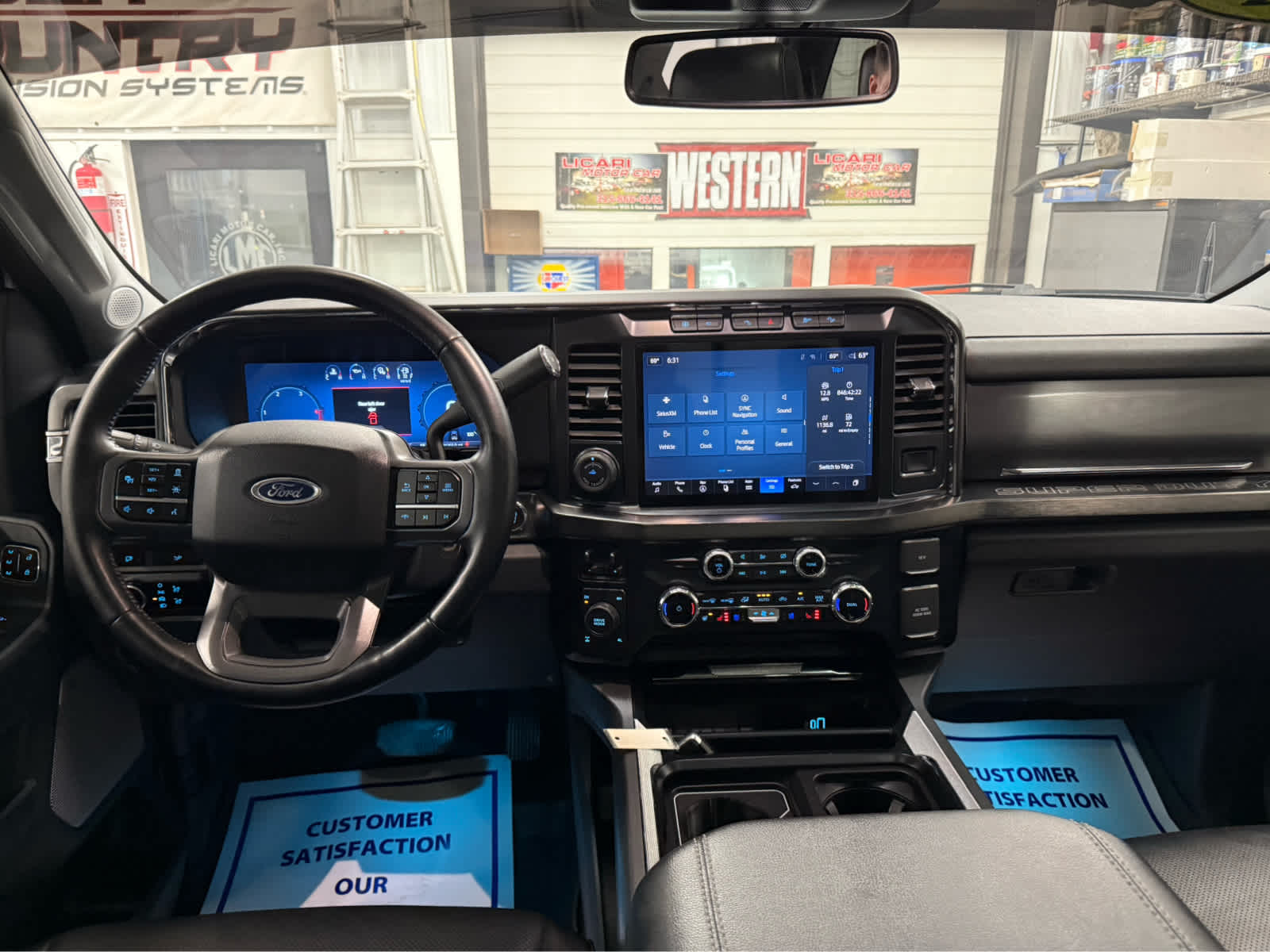 2024 Ford Super Duty F-250 Pickup LARIAT