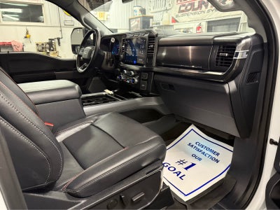 2024 Ford Super Duty F-250 Pickup LARIAT
