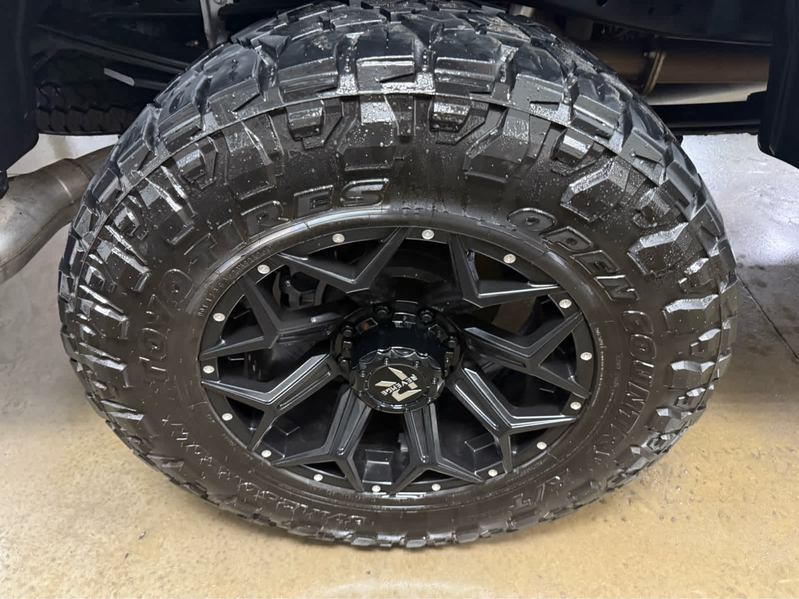 2024 Ford Super Duty F-250 Pickup LARIAT