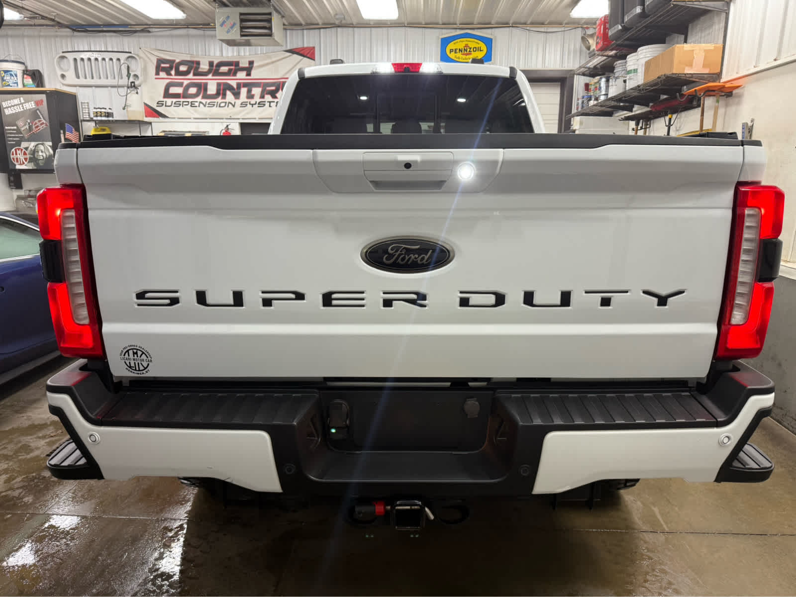 2024 Ford Super Duty F-250 Pickup LARIAT