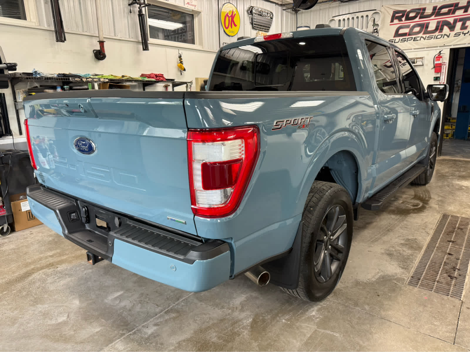 2023 Ford F-150 LARIAT