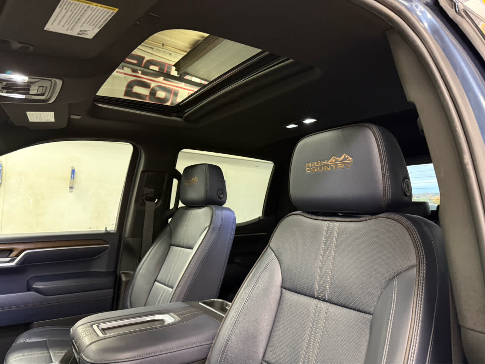 2022 Chevrolet Silverado 1500 High Country