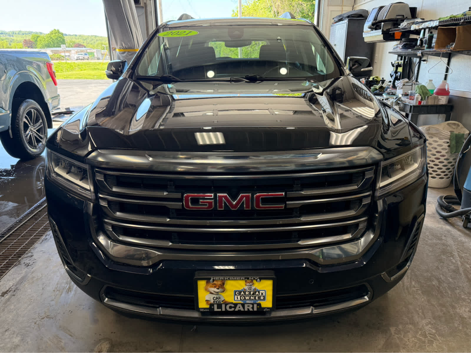 2021 GMC Acadia AT4