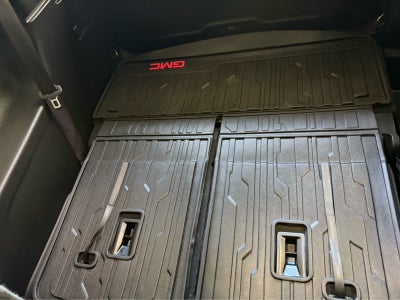 2021 GMC Acadia AT4