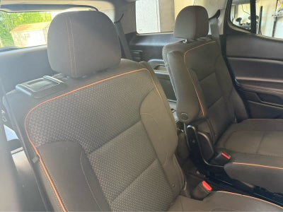2021 GMC Acadia AT4