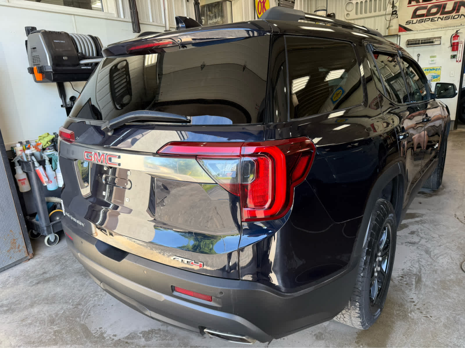 2021 GMC Acadia AT4