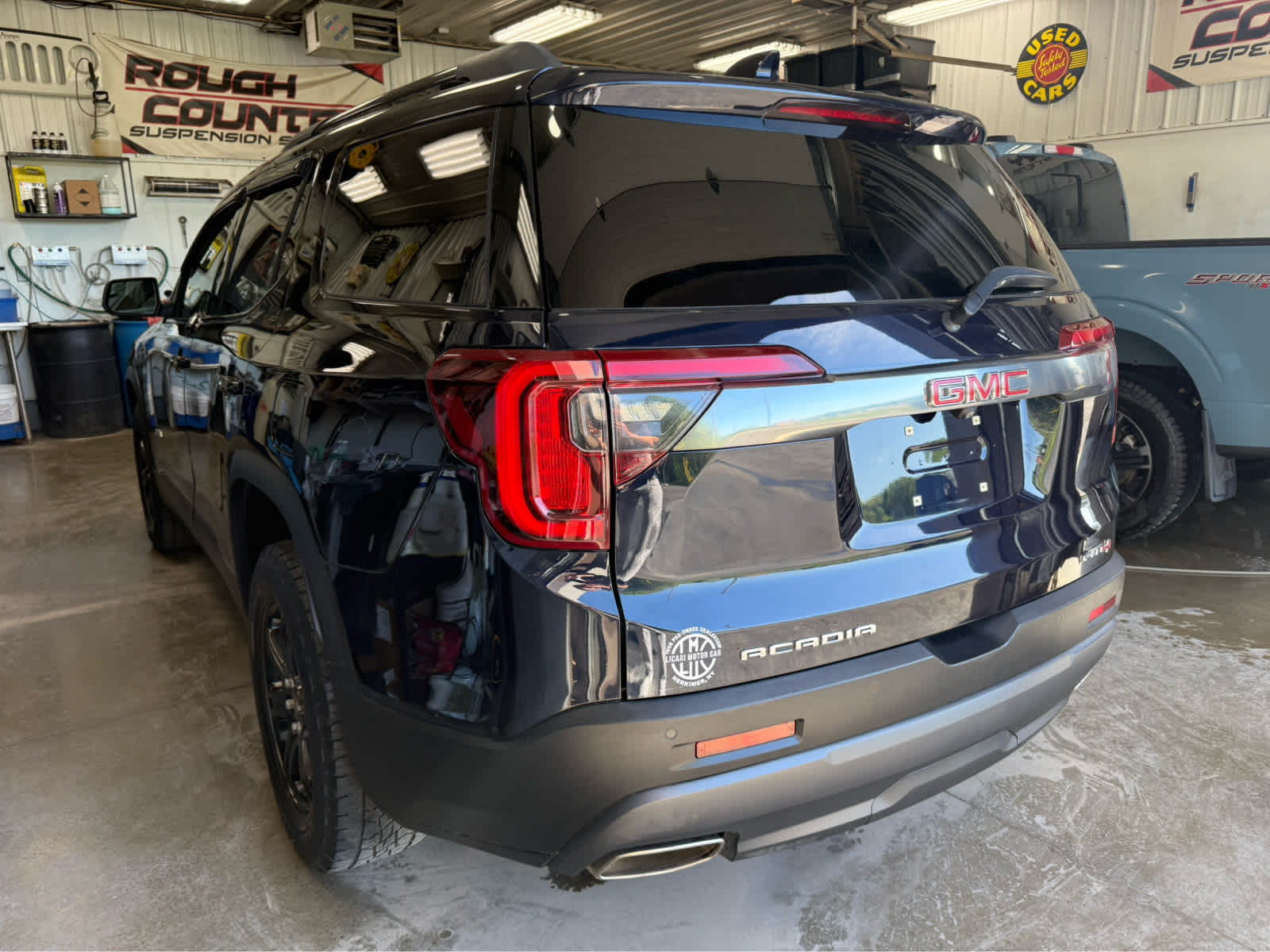 2021 GMC Acadia AT4
