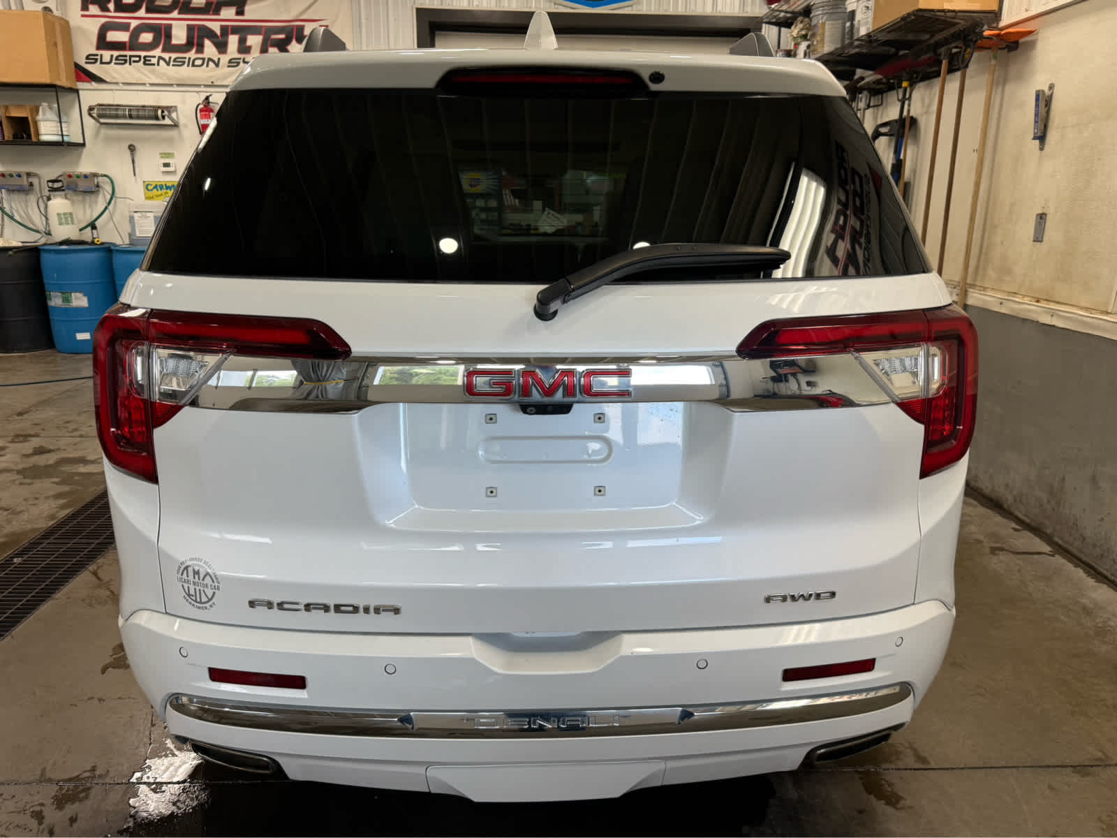 2023 GMC Acadia Denali