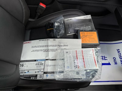 2025 GMC Yukon Denali