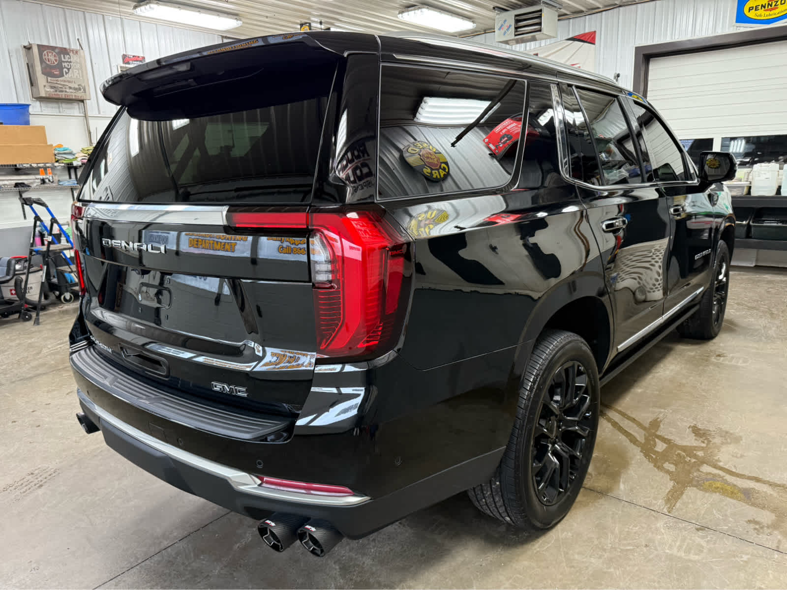 2025 GMC Yukon Denali