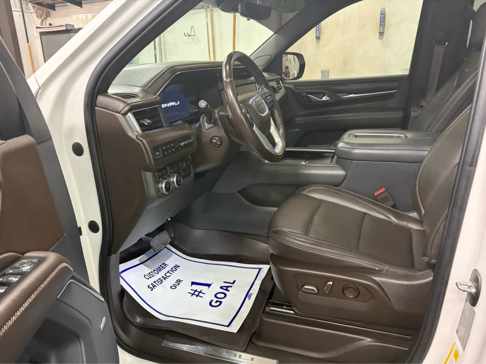 2022 GMC Yukon Denali Denali