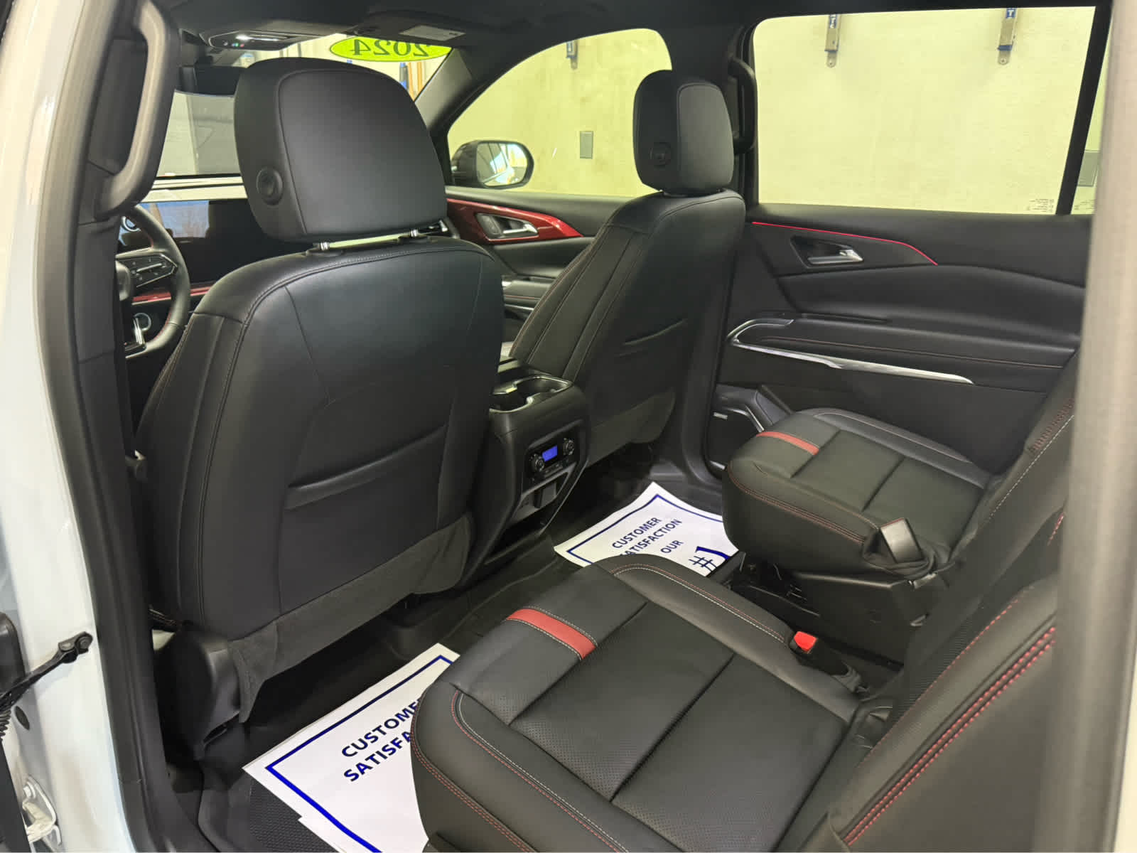 2024 Chevrolet Traverse AWD RS