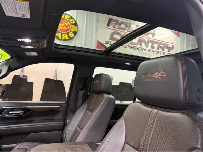 2025 Chevrolet Suburban High Country